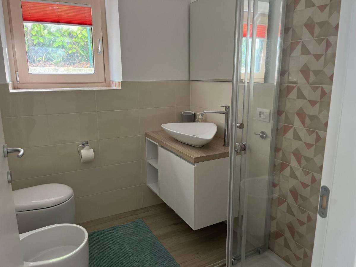Lido 3 Pool, 30M From The Lake, Pet Friendly Como Lake คอลีโก ภายนอก รูปภาพ